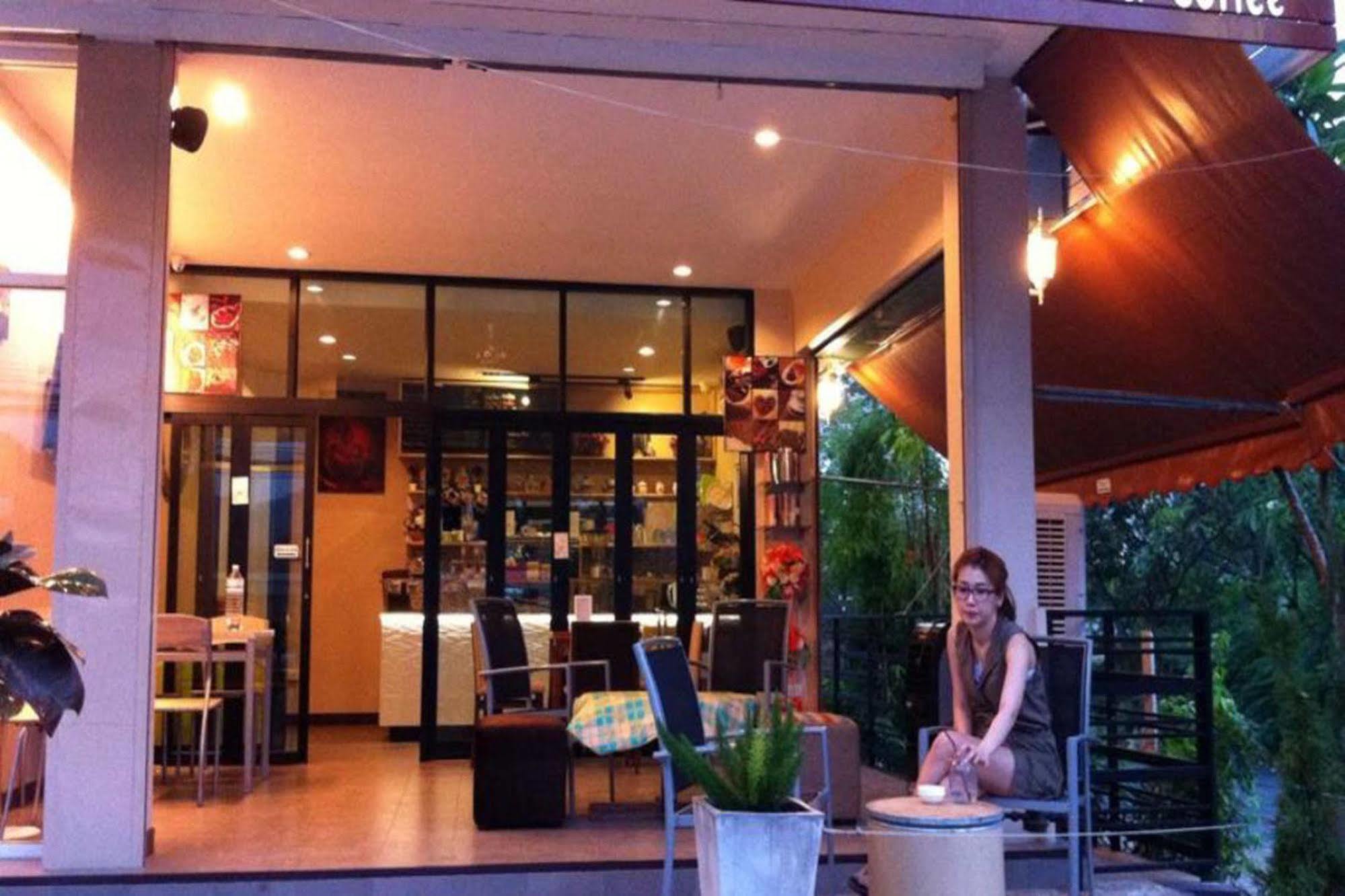 U Dee Room And Coffee Kanchanaburi Exterior foto